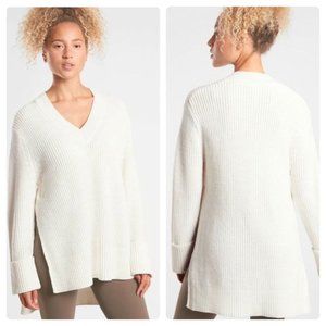 Athleta 'Shasta' Wool Blend V-Neck Oversized Knit Sweater in Dove Womens XS